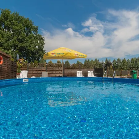 Lazurowy Dwor By Grand - Jacuzzi, Sauna I Wiele Innych Atrakcji W Budynku * 斯图托沃